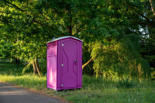 Best Portable restroom trailer rental  in Altamont, IL